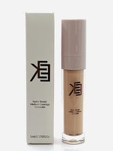 Load image into Gallery viewer, KEE Essential Hydro Boost Concealer
